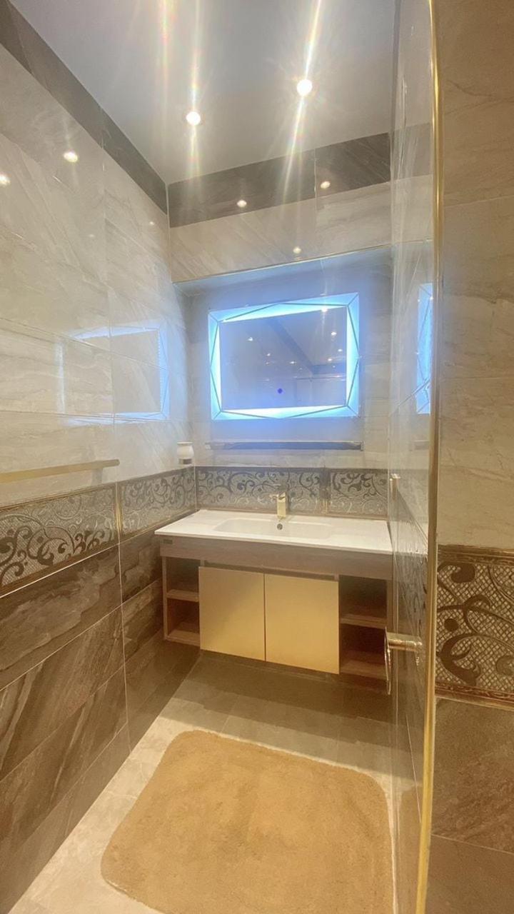 Comfy Furnished For Families In Center Apartment Cairo