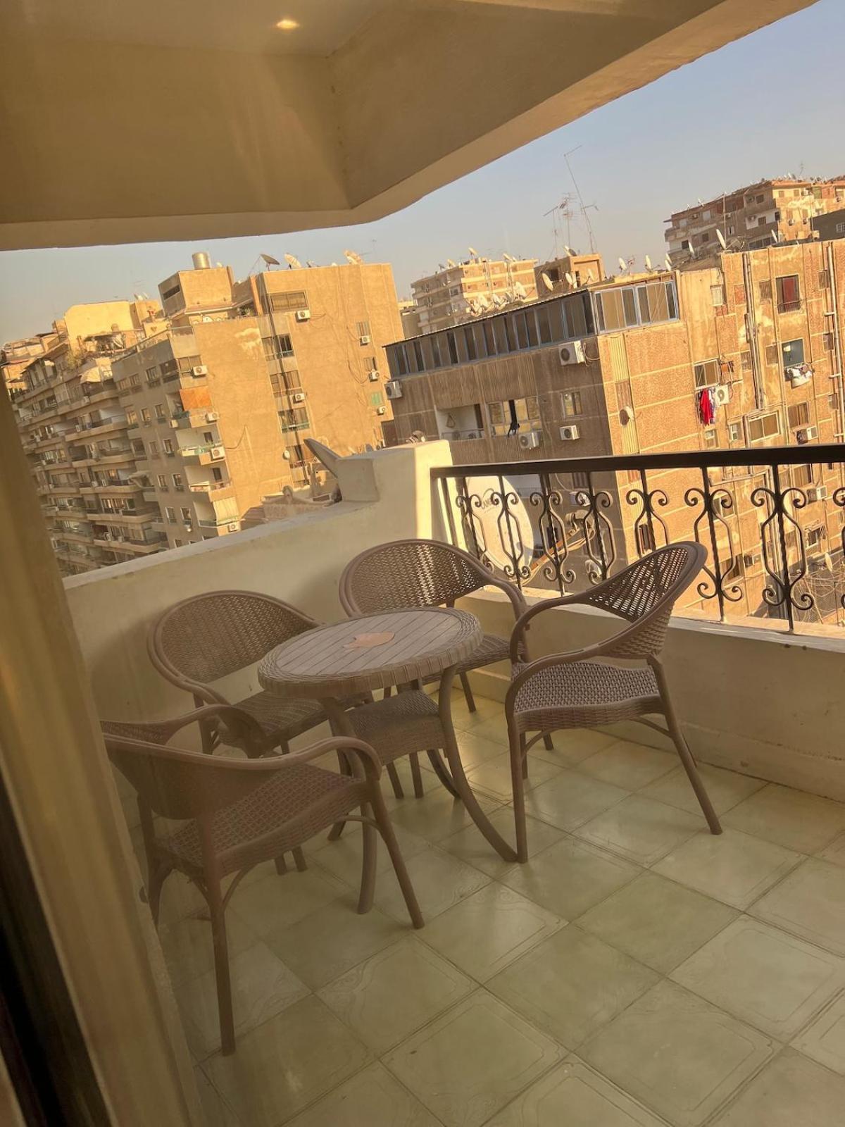 Comfy Furnished For Families In Center Apartment